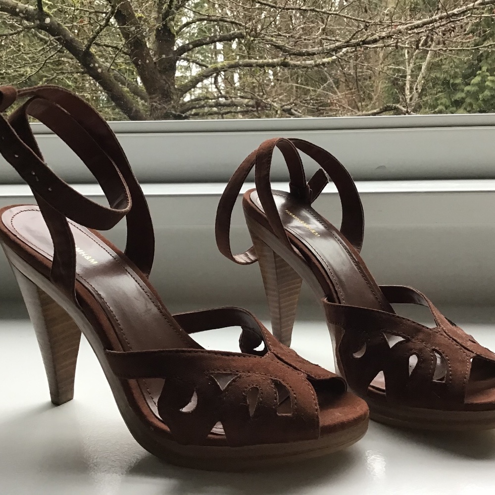 H&M Ankle Strap Sandal